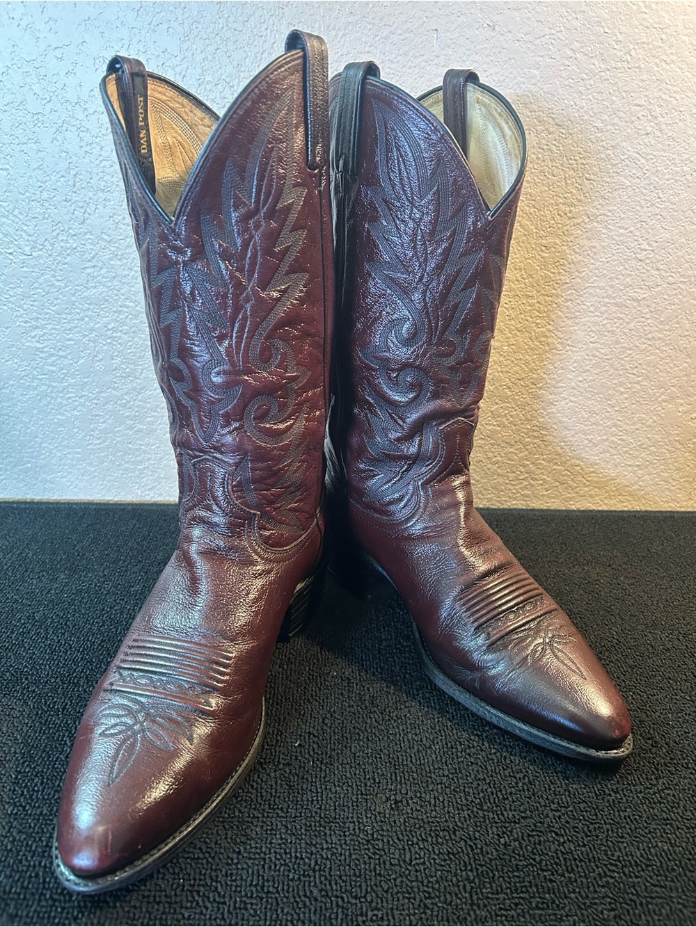 Dan Post Milwaukee Western Boots in classic Black Cherry(Burgundy/Oxblood) 10.5